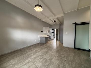 2 Bedroom Apartment / Flat For Sale in Alphen Park