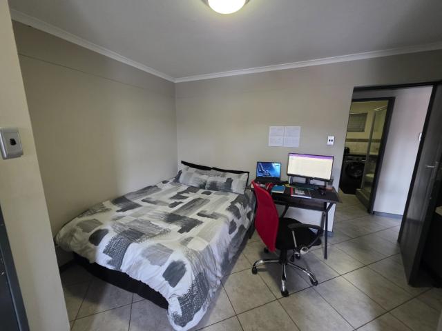 2 Bedroom Apartment / Flat For Sale in Arcadia
