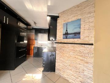 2 Bedroom Apartment / Flat For Sale in Athlone Park