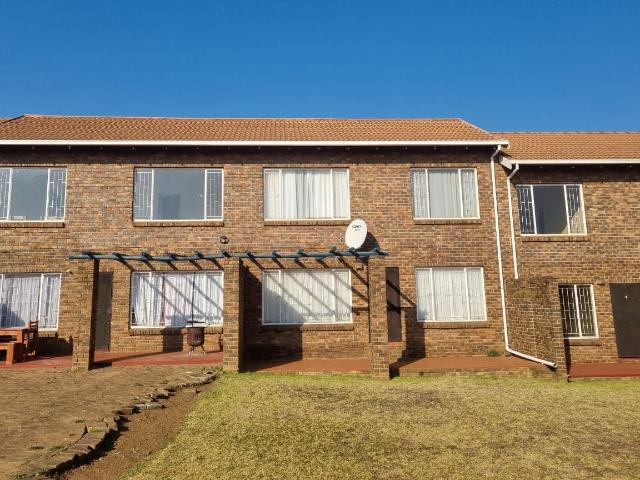 2 Bedroom Apartment / Flat For Sale in Balfour