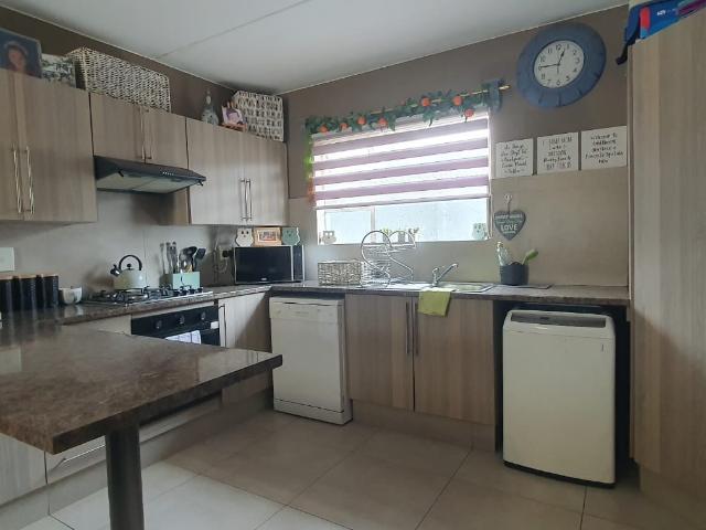 2 Bedroom Apartment / Flat For Sale in Bardene