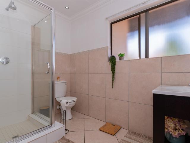 2 Bedroom Apartment / Flat For Sale in Bedfordview