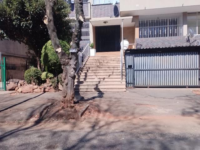 2 Bedroom Apartment / Flat For Sale in Bellevue