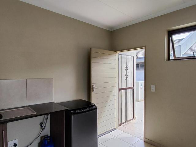 2 Bedroom Apartment / Flat For Sale in Benoni North