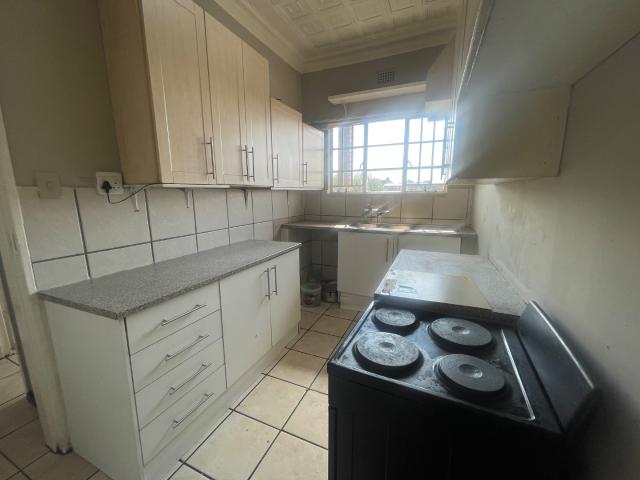 2 Bedroom Apartment / Flat For Sale in Benoni Central