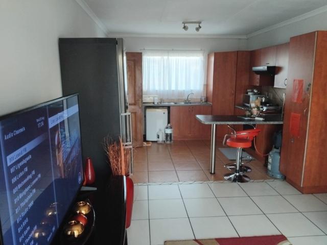 2 Bedroom Apartment / Flat For Sale in Benoni Central