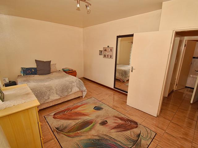 2 Bedroom Apartment / Flat For Sale in Benoni Central