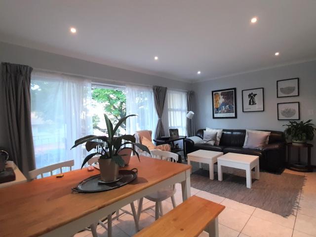 2 Bedroom Apartment / Flat For Sale in Benmore Gardens