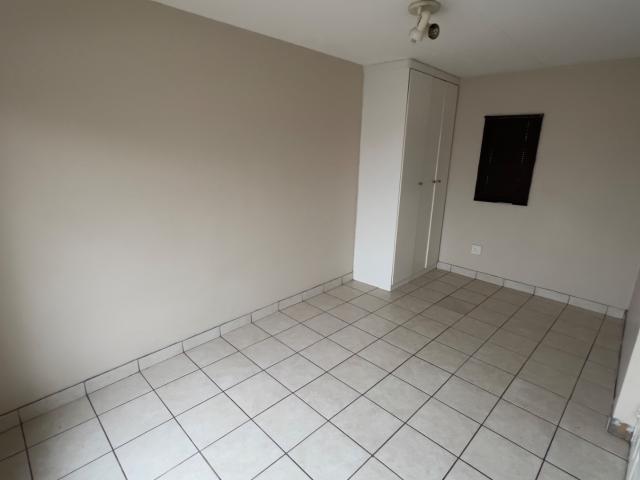 2 Bedroom Apartment / Flat For Sale in Braamfontein