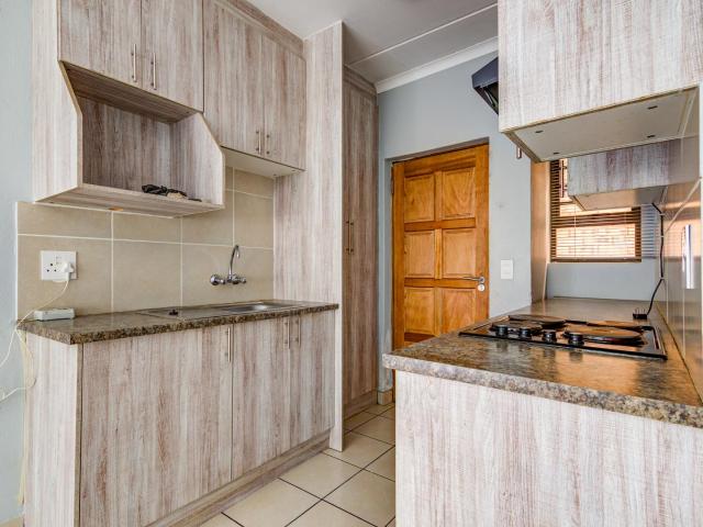 2 Bedroom Apartment / Flat For Sale in Brentwood Park AH
