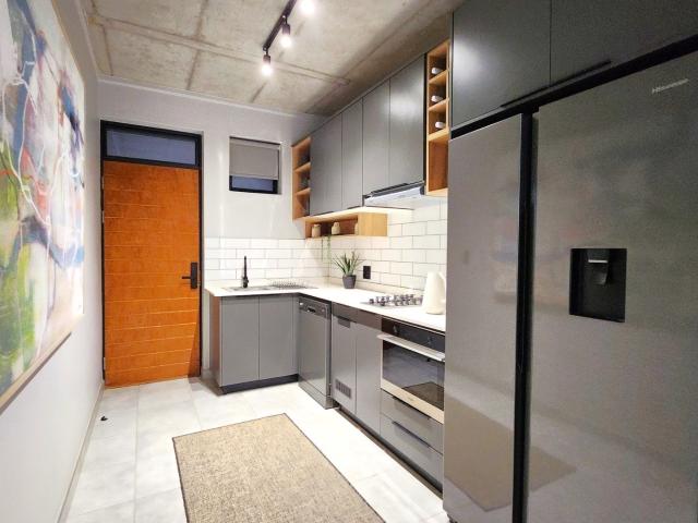2 Bedroom Apartment / Flat For Sale in Brooklyn