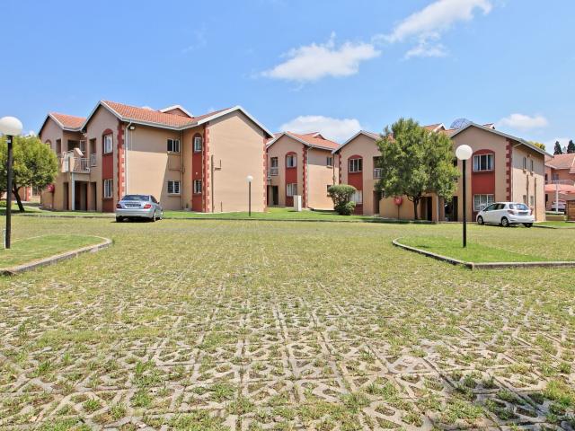 2 Bedroom Apartment / Flat For Sale in Buccleuch