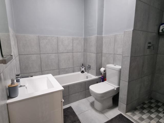 2 Bedroom Apartment / Flat For Sale in Burgundy Estate