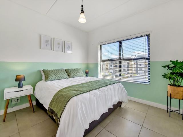 2 Bedroom Apartment / Flat For Sale in Burgundy Estate