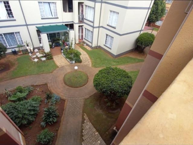2 Bedroom Apartment / Flat For Sale in Goedeburg