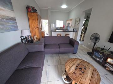 2 Bedroom Apartment / Flat For Sale in Garsfontein