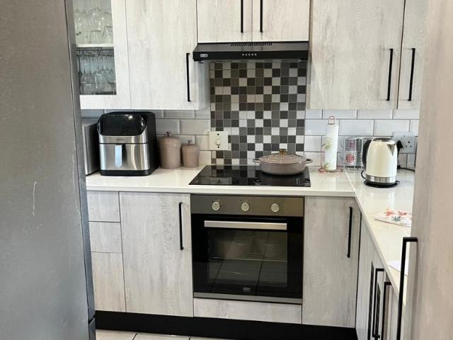 2 Bedroom Apartment / Flat For Sale in Glen Marais