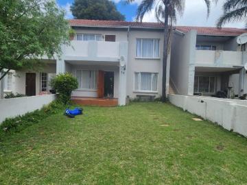 2 Bedroom Apartment / Flat For Sale in Glen Marais