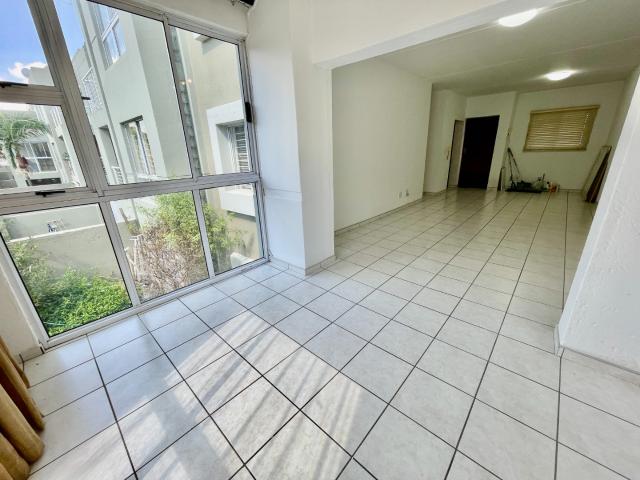 2 Bedroom Apartment / Flat For Sale in Glenhazel