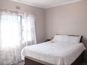 2 Bedroom Apartment / Flat For Sale in Grand Central