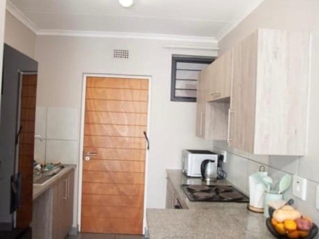 2 Bedroom Apartment / Flat For Sale in Grand Central