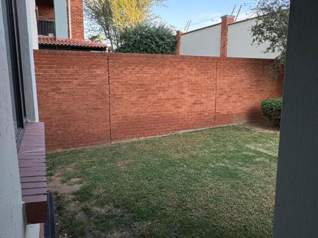 2 Bedroom Apartment / Flat For Sale in Greenstone Hill