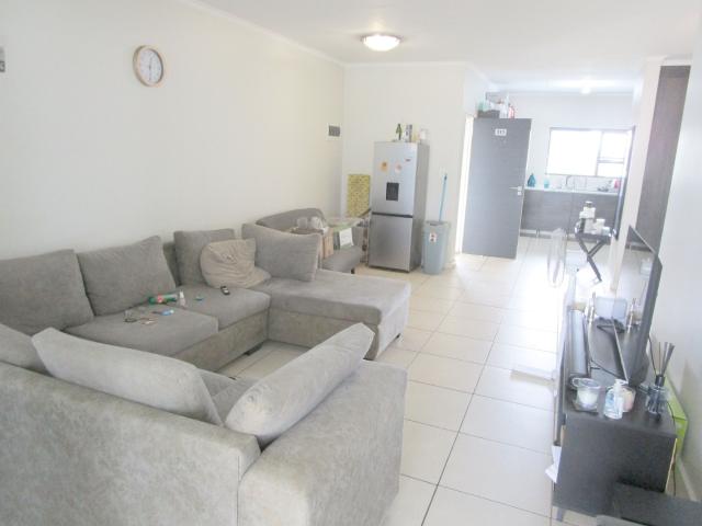 2 Bedroom Apartment / Flat For Sale in Greenstone Hill