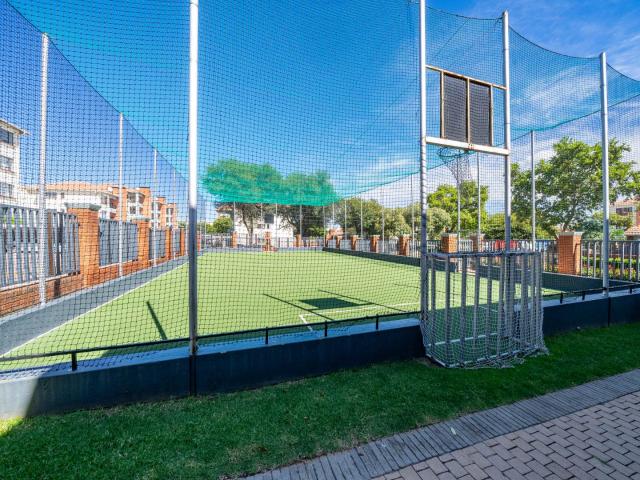 2 Bedroom Apartment / Flat For Sale in Greenstone Hill