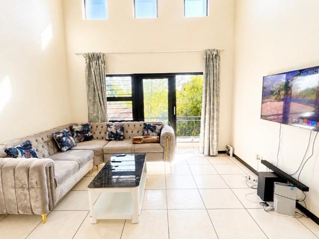 2 Bedroom Apartment / Flat For Sale in Douglasdale