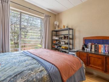 2 Bedroom Apartment / Flat For Sale in Dowerglen Ext 4