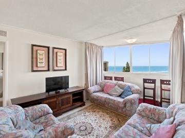 2 Bedroom Apartment / Flat For Sale in Doonside