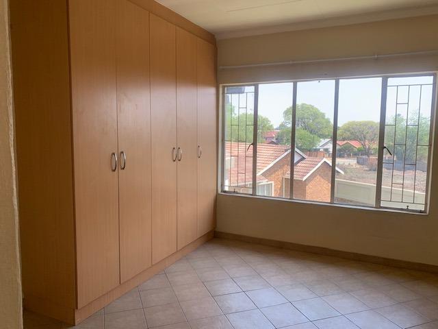 2 Bedroom Apartment / Flat For Sale in Dalpark Ext 1
