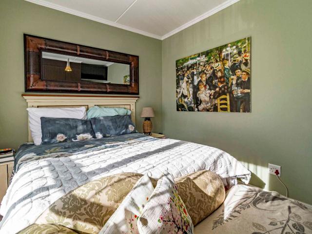 2 Bedroom Apartment / Flat For Sale in De Velde