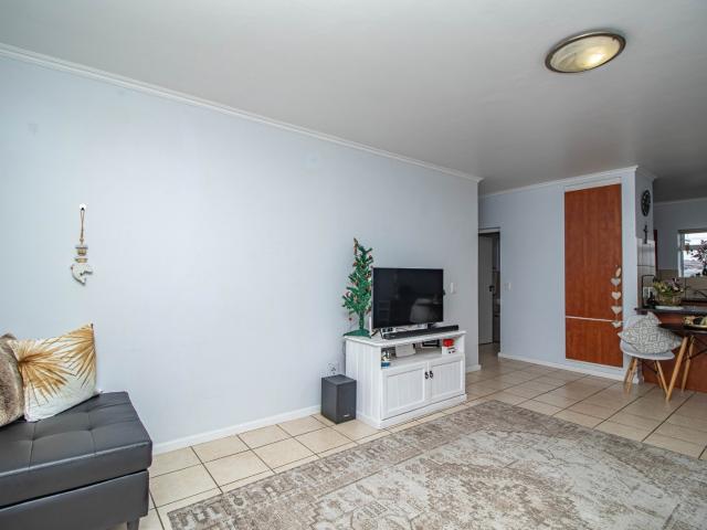 2 Bedroom Apartment / Flat For Sale in Diaz Beach