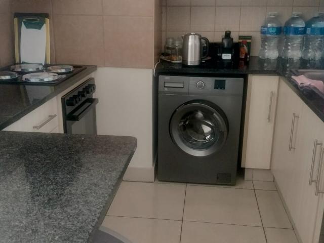 2 Bedroom Apartment / Flat For Sale in Die Bult