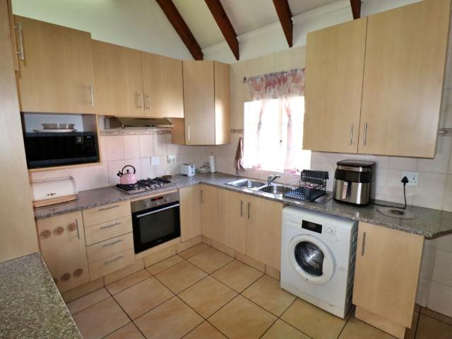 2 Bedroom Apartment / Flat For Sale in Eden Glen