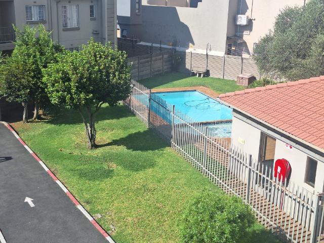 2 Bedroom Apartment / Flat For Sale in Eden Glen