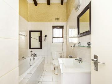 2 Bedroom Apartment / Flat For Sale in Eden Glen