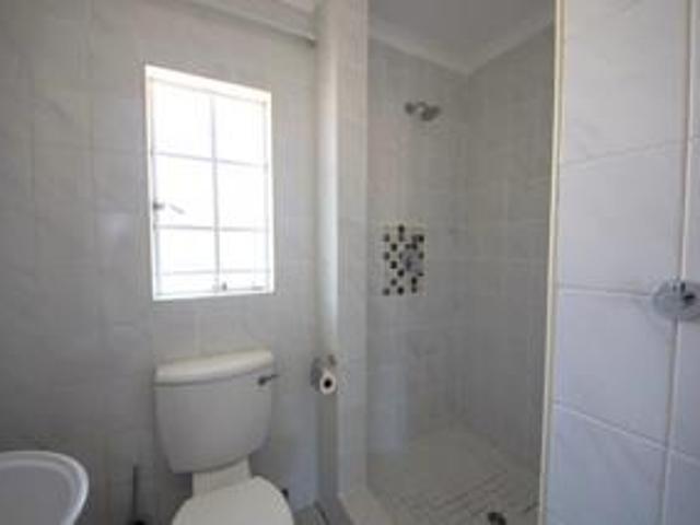 2 Bedroom Apartment / Flat For Sale in Eden Glen