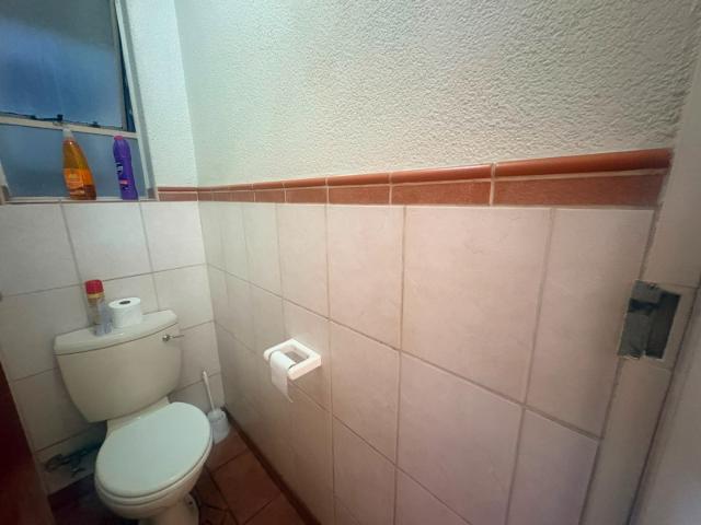 2 Bedroom Apartment / Flat For Sale in Edenvale Central