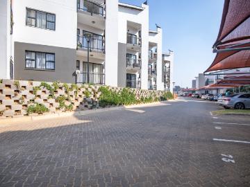 2 Bedroom Apartment / Flat For Sale in Elarduspark