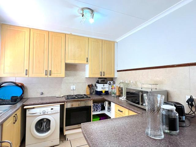 2 Bedroom Apartment / Flat For Sale in Equestria