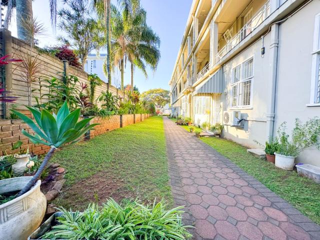 2 Bedroom Apartment / Flat For Sale in Essenwood