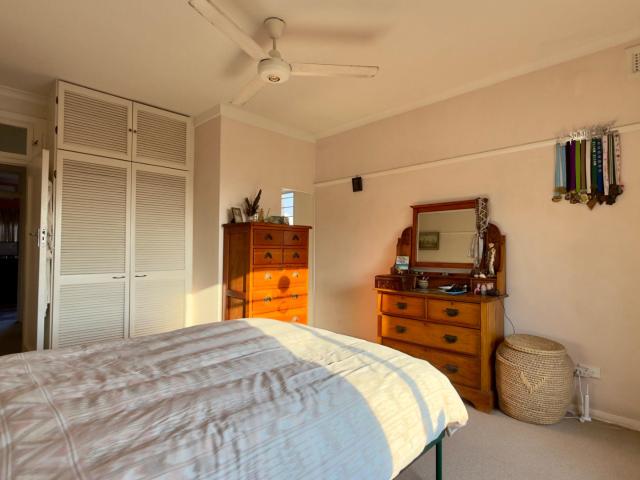 2 Bedroom Apartment / Flat For Sale in Essenwood
