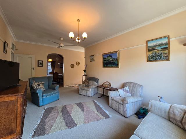 2 Bedroom Apartment / Flat For Sale in Essenwood