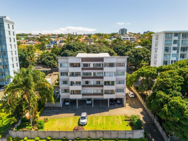 2 Bedroom Apartment / Flat For Sale in Essenwood