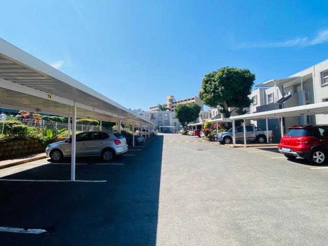 2 Bedroom Apartment / Flat For Sale in Essenwood