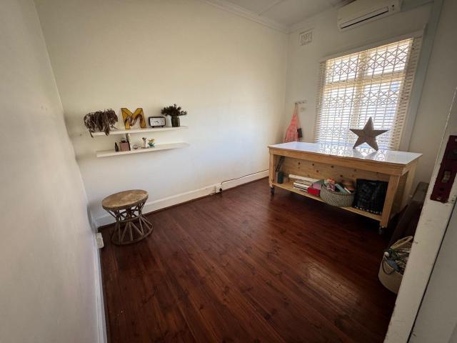 2 Bedroom Apartment / Flat For Sale in Essenwood