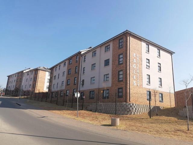 2 Bedroom Apartment / Flat For Sale in Fourways