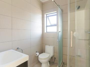 2 Bedroom Apartment / Flat For Sale in Fourways